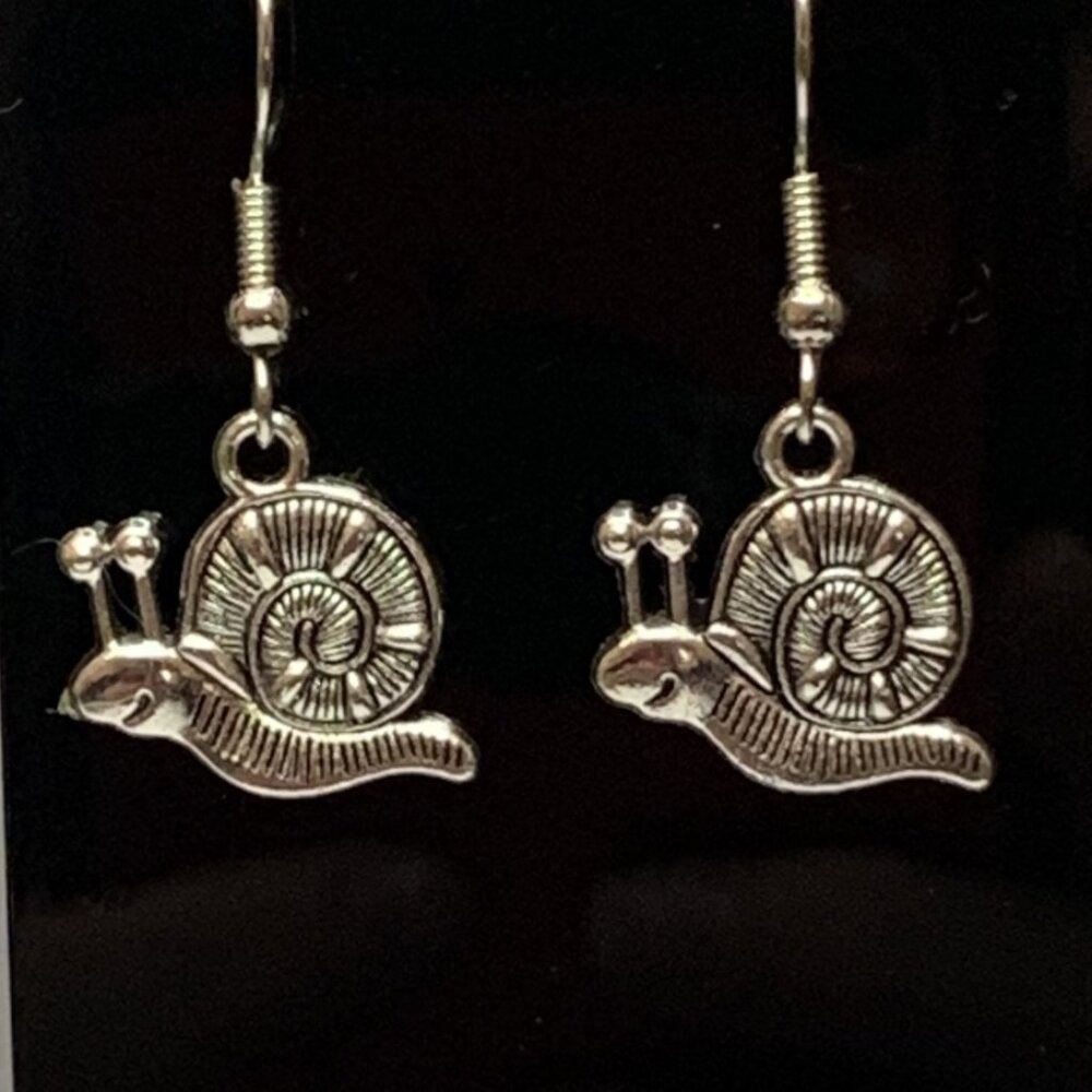 Snail Earring, Turbo Earring, Gift Idea, Nautical Earring, Beach Earring, Animal